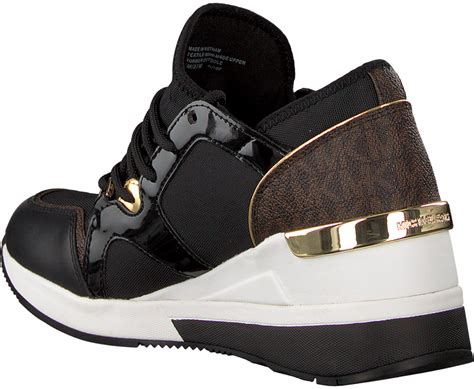 dames snekers stocker en ligne zwart michael kors|michael kors black designer sneakers.